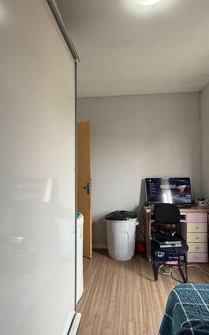 Casa à venda com 51m², 2 quartos e sem vaga Casa à venda com 51m², 2 quartos e sem vagaQuarto