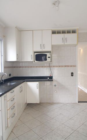 Casa para alugar com 90m², 2 quartos e 1 vagaCozinha