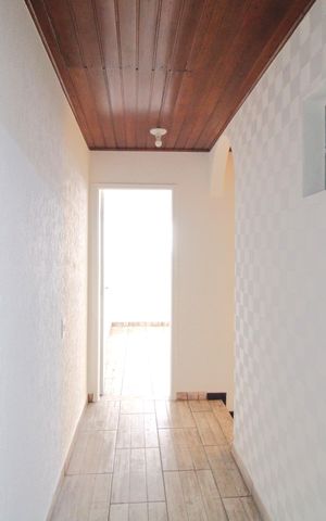 Casa para alugar com 90m², 2 quartos e 1 vagaCorredor