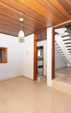 Casa para alugar com 160m², 5 quartos e 2 vagasSala