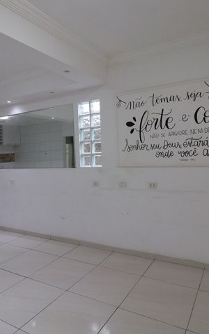 Casa para alugar com 100m², 3 quartos e 1 vagaSala