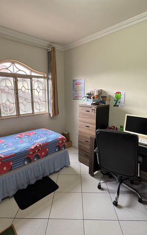 Casa à venda com 440m², 6 quartos e 6 vagasQuarto 4