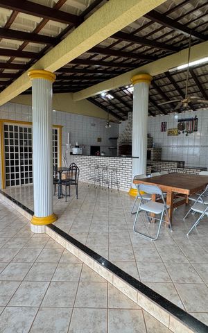 Casa à venda com 440m², 6 quartos e 6 vagasÁrea comum - Salão de festas