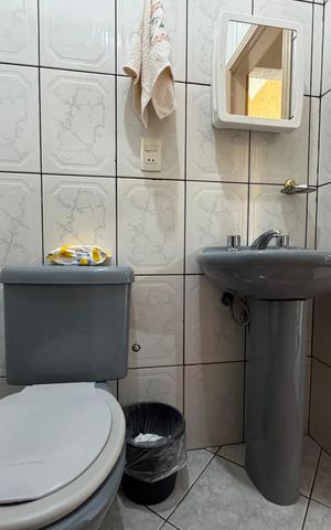 Casa à venda com 440m², 6 quartos e 6 vagasBanheiro 2