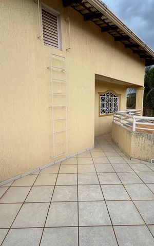 Casa à venda com 440m², 6 quartos e 6 vagasVaranda 
