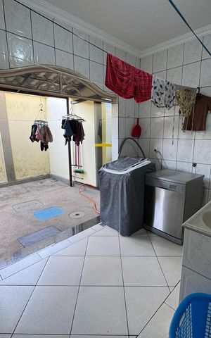 Casa à venda com 440m², 6 quartos e 6 vagasÁrea de Serviço