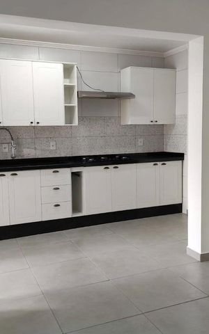 Casa para alugar com 300m², 3 quartos e 2 vagas Casa para alugar com 300m², 3 quartos e 2 vagasCozinha