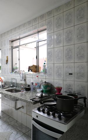 Casa para alugar com 130m², 3 quartos e 1 vagaCozinha e Área de serviço 