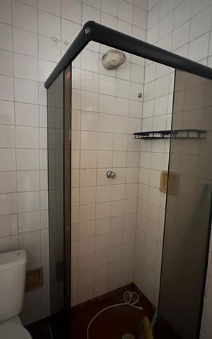 Casa para alugar com 76m², 2 quartos e 1 vaga Casa para alugar com 76m², 2 quartos e 1 vagaBanheiro