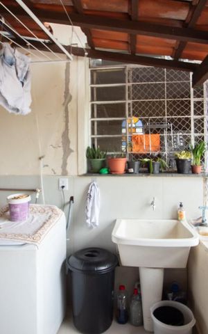 Casa para alugar com 75m², 4 quartos e 2 vagas Casa para alugar com 75m², 4 quartos e 2 vagasÁrea de Serviço e Varanda