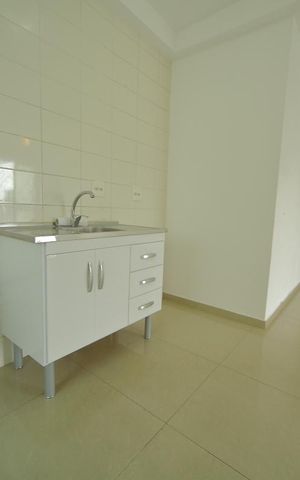Apartamento para alugar com 55m², 2 quartos e 1 vagaCozinha 