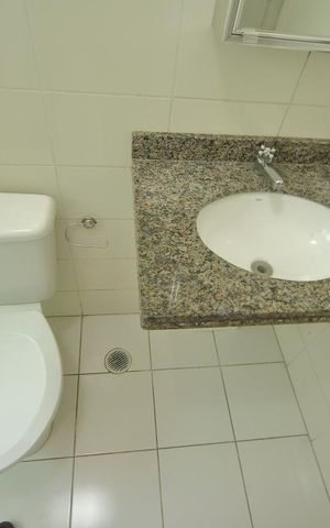Apartamento para alugar com 55m², 2 quartos e 1 vagaBanheiro 