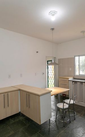 Casa de condomínio para alugar com 280m², 5 quartos e 12 vagasCOZINHA