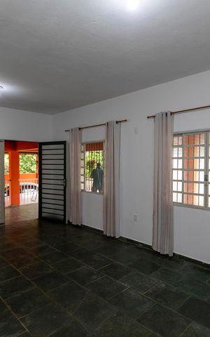 Casa de condomínio para alugar com 280m², 5 quartos e 12 vagasSALA PARA DOIS AMBIENTES