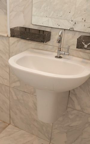 Casa de condomínio para alugar com 280m², 5 quartos e 12 vagasBANHEIRO QUARTO Nº 2 - SUITE