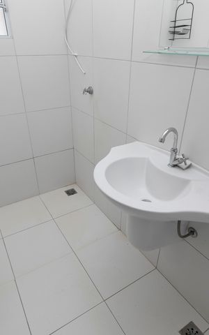 Casa de condomínio para alugar com 280m², 5 quartos e 12 vagasBANHEIRO QUARTO Nº 4 - SUITE
