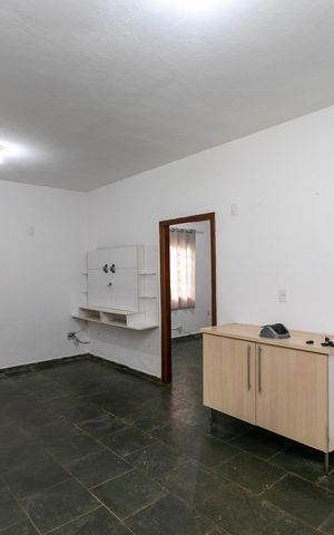 Casa de condomínio para alugar com 280m², 5 quartos e 12 vagasSALA PARA DOIS AMBIENTES