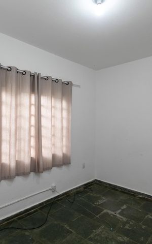 Casa de condomínio para alugar com 280m², 5 quartos e 12 vagasQUARTO Nº 1 - ESCRITÓRIO