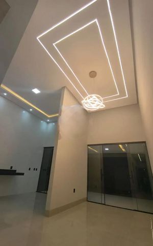 Casa à venda com 112m², 3 quartos e 2 vagas