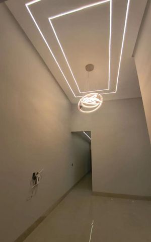 Casa à venda com 112m², 3 quartos e 2 vagas