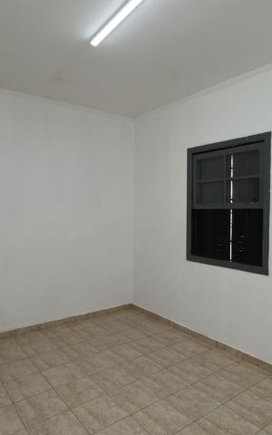 Casa para alugar com 120m², 2 quartos e 6 vagasQuarto 1