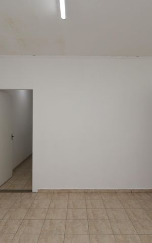 Casa para alugar com 120m², 2 quartos e 6 vagasSala