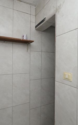 Casa para alugar com 120m², 2 quartos e 6 vagasBanheiro de serviço