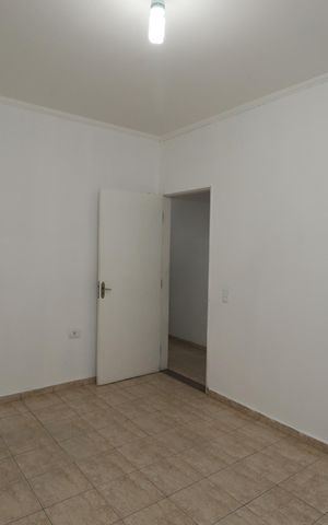 Casa para alugar com 120m², 2 quartos e 6 vagasQuarto 2