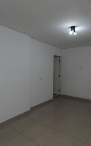 Casa para alugar com 120m², 2 quartos e 6 vagasCozinha