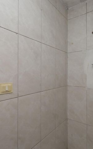 Casa para alugar com 120m², 2 quartos e 6 vagasBanheiro de serviço