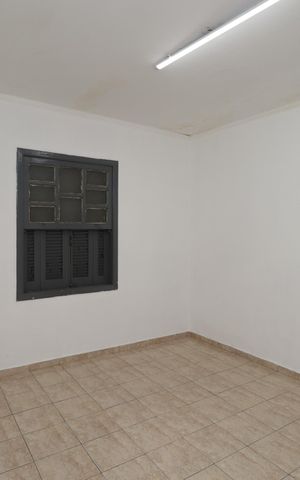 Casa para alugar com 120m², 2 quartos e 6 vagasSala