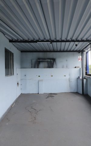 Casa para alugar com 120m², 2 quartos e 6 vagasQuintal