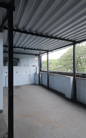 Casa para alugar com 120m², 2 quartos e 6 vagasQuintal