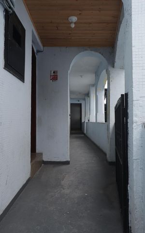 Casa para alugar com 120m², 2 quartos e 6 vagasCorredor
