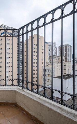 Apartamento à venda com 125m², 3 quartos e 2 vagas Apartamento à venda com 125m², 3 quartos e 2 vagasSuíte