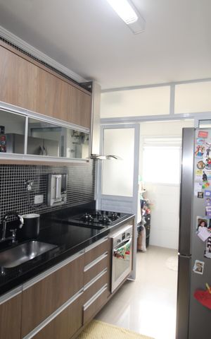 Apartamento para alugar com 185m², 4 quartos e 3 vagasCozinha / Área de Serviço