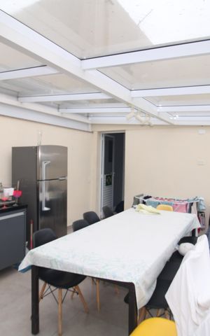 Apartamento para alugar com 185m², 4 quartos e 3 vagasVaranda