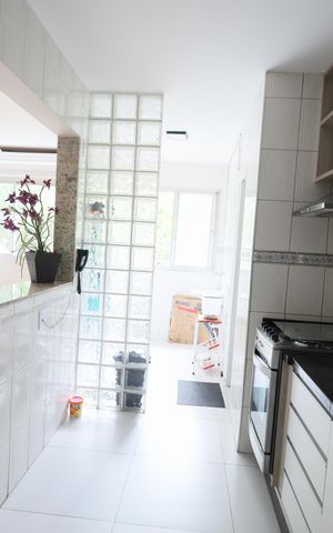 Apartamento à venda com 58m², 2 quartos e 2 vagasCozinha e Área de Serviço