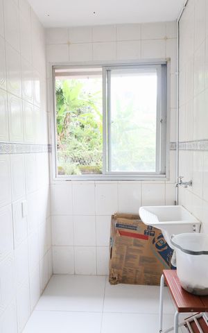Apartamento à venda com 58m², 2 quartos e 2 vagasCozinha e Área de Serviço