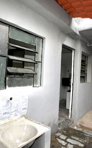 Studio para alugar com 30m², 2 quartos e sem vaga Studio para alugar com 30m², 2 quartos e sem vagaKitnet