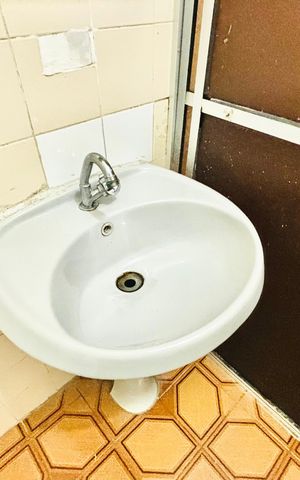 Casa para alugar com 60m², 1 quarto e sem vagaBanheiro