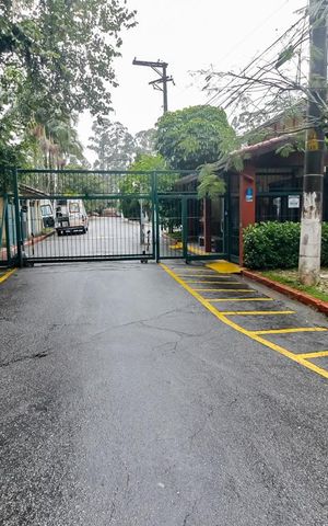 Casa de condomínio para alugar com 140m², 3 quartos e 2 vagas Casa de condomínio para alugar com 140m², 3 quartos e 2 vagasFachado do condomínio