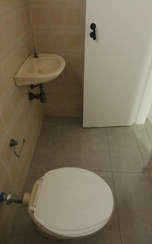 Apartamento para alugar com 153m², 3 quartos e 2 vagasBanheiro de serviço