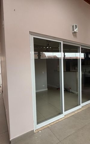Casa de condomínio para alugar com 124m², 3 quartos e 3 vagas