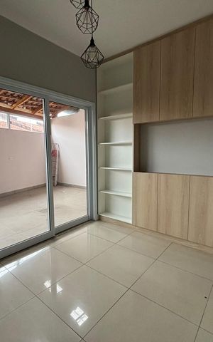 Casa de condomínio para alugar com 124m², 3 quartos e 3 vagas