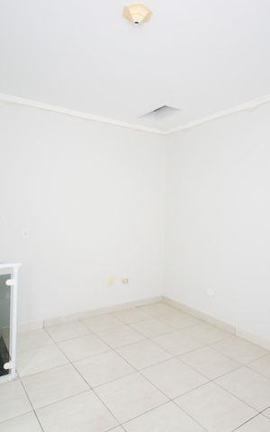 Casa para alugar com 200m², 3 quartos e 2 vagasSuíte - Edícula 