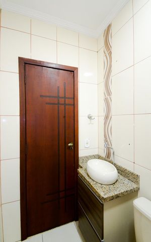 Casa para alugar com 200m², 3 quartos e 2 vagasBanheiro da Suíte 2