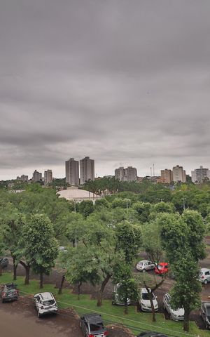 Apartamento para alugar com 90m², 2 quartos e 2 vagasVista