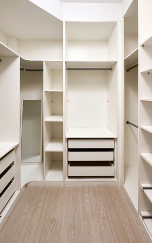Apartamento para alugar com 156m², 4 quartos e 3 vagas Apartamento para alugar com 156m², 4 quartos e 3 vagasCloset da suíte 1