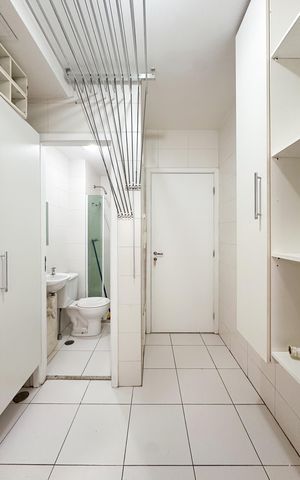 Apartamento para alugar com 156m², 4 quartos e 3 vagas Apartamento para alugar com 156m², 4 quartos e 3 vagasÁrea de Serviço